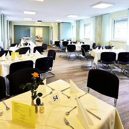 レンシュ 3* ゲッティンゲン