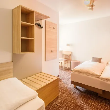 Rennschuh Hotel 3*
