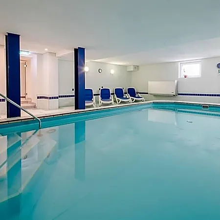 Rennschuh 3* Göttingen
